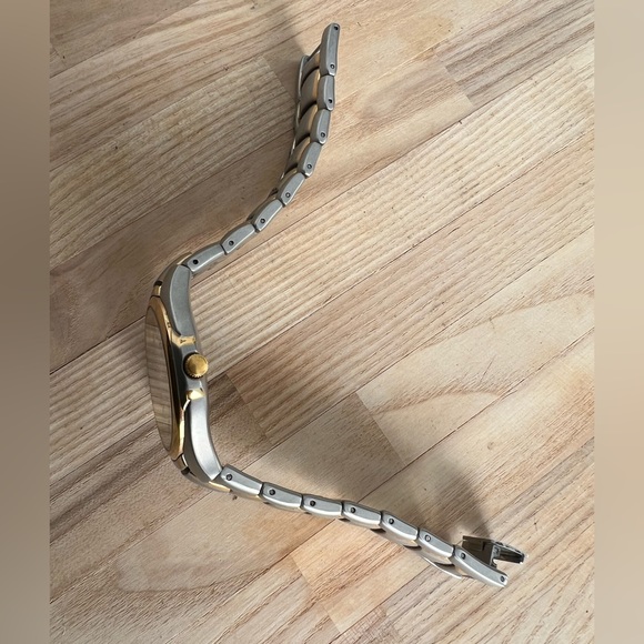 Pulsar Watch Men's Stainless Matte Silver Gold Tone with Date Window Quartz - Picture 9 of 10